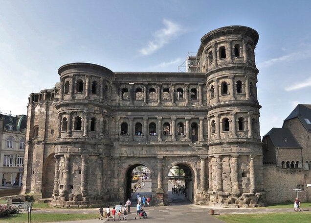 trier-g070009262_640